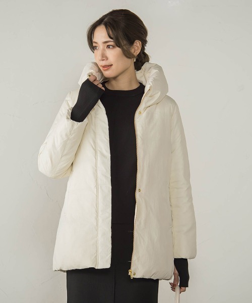 ketty（ケティ）の「マイクロタフタミドルダウンコート（ダウンジャケット/コート・レディース・ベージュ/ブラック/ライトグレー/オフホワイト・M）」の6枚目の写真