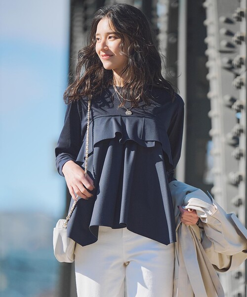 23区 S(ニジュウサンクチイサイサイズ)の「【洗える】ライトクロスビスチェコンビ ジャージー カットソー(Tシャツ/カットソー・レディース・ライトグレー系/ベージュ系/ブラック系/ネイビー系・32)」の4枚目の写真