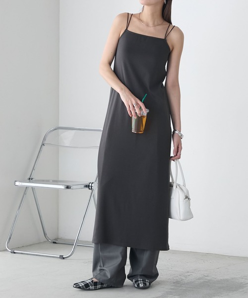 BONLECILL（ボンルシール）の「〈接触冷感 / 抗菌防臭〉 カップ付きダブルストラップキャミソールワンピース（ワンピース・レディース・ベージュ/ホワイト×ブラック/ブラック/アイボリー/ブルー/チャコールグレー/グレー/オレンジ/モカ/ネイビー/ピンク/ブラウン/レッド/ミント・M/S/L）」の22枚目の写真