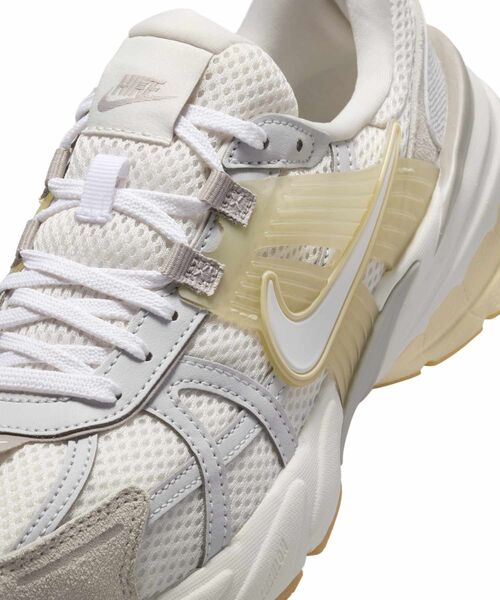 セール】ナイキ V2K ラン ウィメンズシューズ / Nike V2K Run