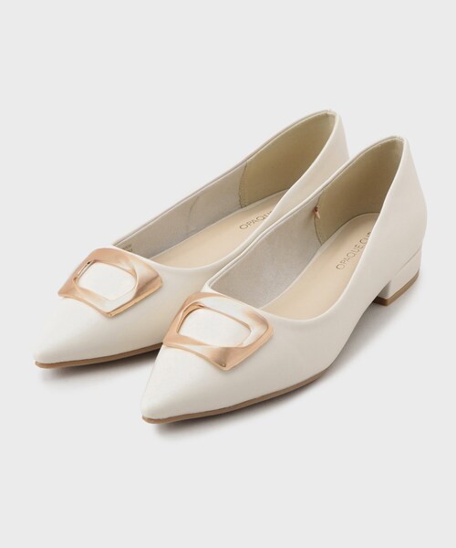 OPAQUE.CLIP（オペークドットクリップ）の「【抗菌防臭加工】ゴールドメタルポインテッドデザインパンプス（パンプス・レディース・オフホワイト/ブラック・02/03）」の9枚目の写真