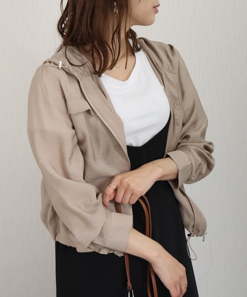 libelle more（リベル モア）の「シアーマウンテンパーカー　フード付きブルゾン（マウンテンパーカー・レディース・ブラック/ベージュ/オフホワイト/カーキ/ミント・M）」の3枚目の写真