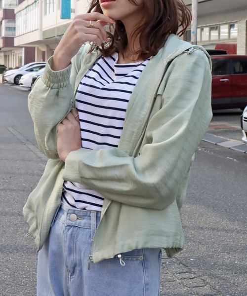 libelle more（リベル モア）の「シアーマウンテンパーカー　フード付きブルゾン（マウンテンパーカー・レディース・ブラック/ベージュ/オフホワイト/カーキ/ミント・M）」の5枚目の写真