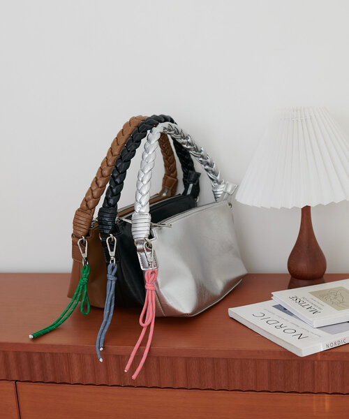 DISCOAT（ディスコート）の「メッシュハンドルミニホーボーバッグ（ショルダーバッグ・レディース・シルバー/キャメル/ブラック・FREE）」の14枚目の写真