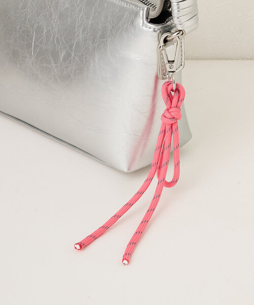 DISCOAT（ディスコート）の「メッシュハンドルミニホーボーバッグ（ショルダーバッグ・レディース・シルバー/キャメル/ブラック・FREE）」の4枚目の写真