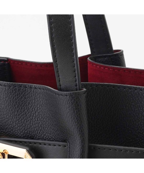 LA BAGAGERIE(ラバガジェリー)の「コンビカラーA4トートバッグ(トートバッグ・レディース・ブラック/グレイッシュベージュ/アイボリー/ダークベージュ・FREE)」の7枚目の写真