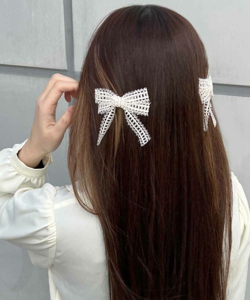 F i.n.t(フィント)の「レースリボンヘアクリップセット/fint フィント(バレッタ/ヘアクリップ・レディース・ブルーグレー/オフホワイト・FREE)」の10枚目の写真