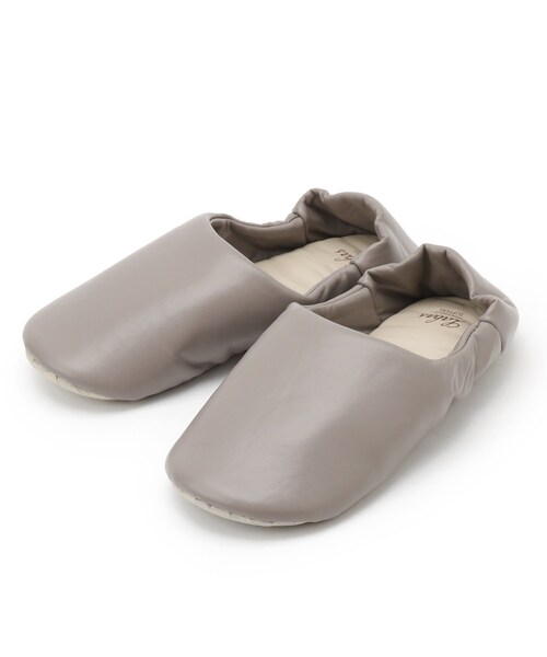 SHOO・LA・RUE（シューラルー）の「Labasポータブルスリッパ（M）（ルームシューズ/スリッパ・レディース・シルバー・00）」の2枚目の写真