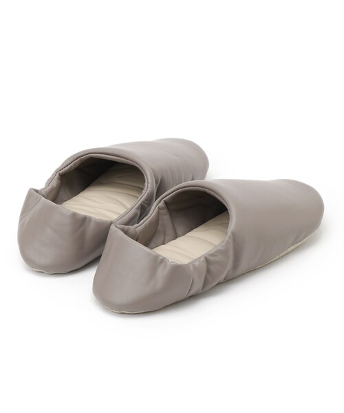 SHOO・LA・RUE（シューラルー）の「Labasポータブルスリッパ（M）（ルームシューズ/スリッパ・レディース・シルバー・00）」の4枚目の写真