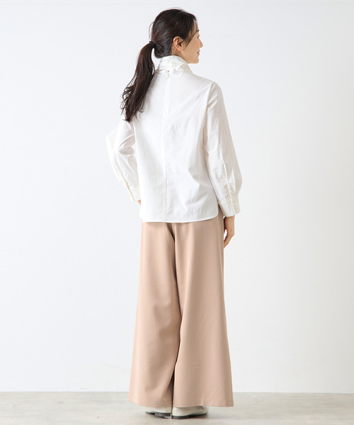 LOGEMENT DE CLAIRE（ロジュモンドクレール）の「モックネックブラウス（シャツ/ブラウス・レディース・グレー/オフホワイト/ブルー・FREE）」の9枚目の写真