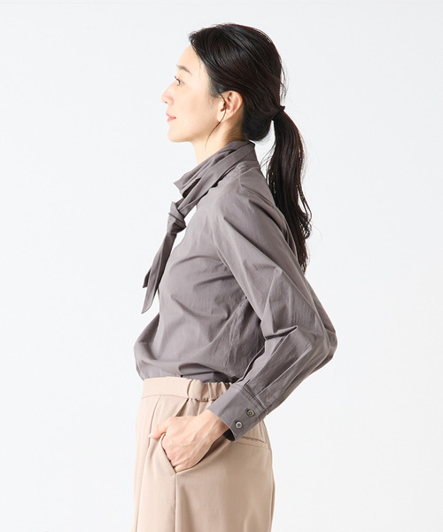 LOGEMENT DE CLAIRE（ロジュモンドクレール）の「モックネックブラウス（シャツ/ブラウス・レディース・グレー/オフホワイト/ブルー・FREE）」の18枚目の写真