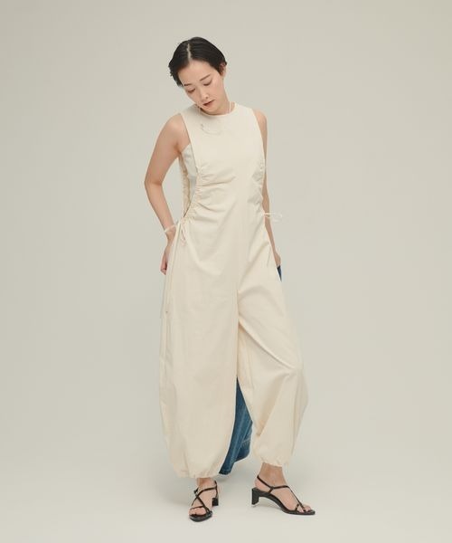 eL(エル)の「【eL】Narrow Strap Sandal/286420(サンダル・レディース・レッド/ブラック・MEDIUM/LARGE)」の4枚目の写真