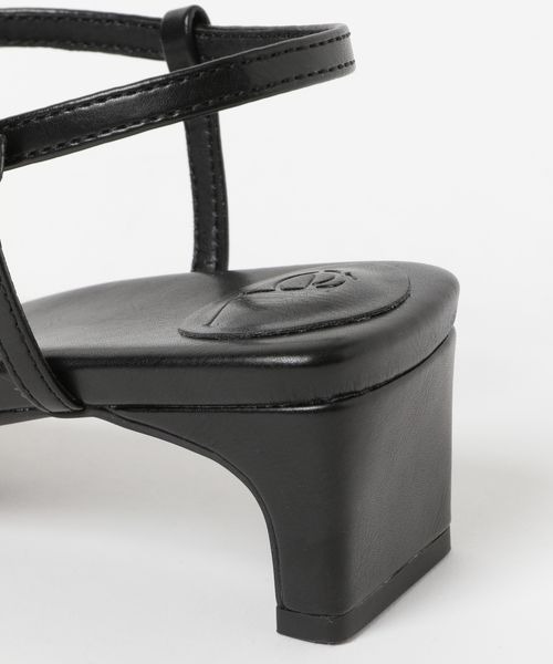 eL(エル)の「【eL】Narrow Strap Sandal/286420(サンダル・レディース・レッド/ブラック・MEDIUM/LARGE)」の14枚目の写真