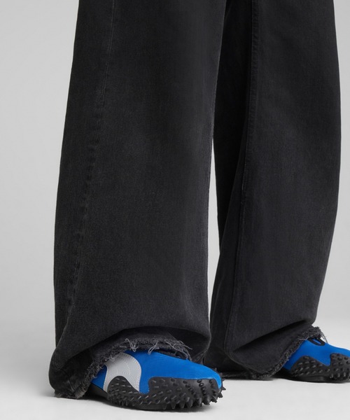 PUMA（プーマ）の「PUMA プーマ ユニセックス モストロ OG スニーカー Mostro OG（スニーカー・メンズ・グリーン系その他3/ブルー系その他4/イエロー系その他/ピンク/オレンジ系その他・24.0cm/27.0cm/25.5cm/25.0cm/26.5cm/26.0cm/23.5cm/24.5cm/22.5cm/28.0cm/27.5cm/23.0cm/28.5cm/29.0cm/22.0cm）」の13枚目の写真