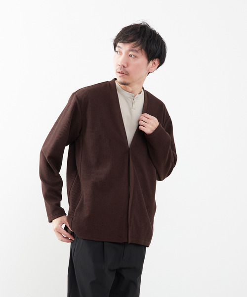 MEN'S MELROSE（メンズメルローズ）の「トロミブリスターワンボタンカーディガン（カーディガン/ボレロ・メンズ・ネイビー/ライトグレー/ブラウン・2/4/3）」の2枚目の写真