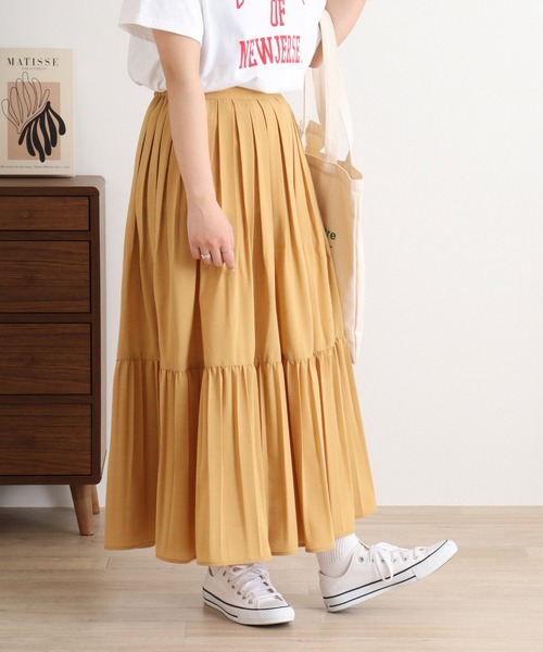 Anna Nicola(アンナニコラ)の「Anna Nicola プリーツ切り替え タックフレアロングスカート(スカート・レディース・キャメル/ブラック/ライム・38)」の16枚目の写真
