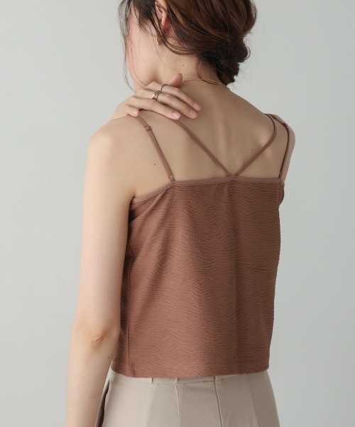 Bab（バブ）の「【S・Mサイズ展開】カップ付キショート丈ジャガードキャミソール（キャミソール・レディース・アイボリー/ブラウン/ブラック・MEDIUM/SMALL）」の8枚目の写真