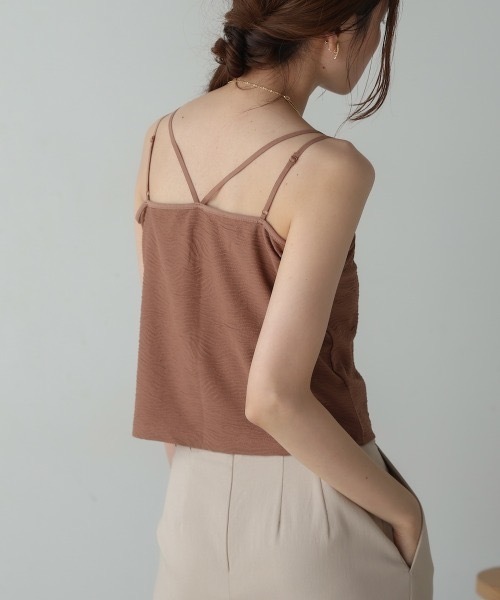 Bab（バブ）の「【S・Mサイズ展開】カップ付キショート丈ジャガードキャミソール（キャミソール・レディース・アイボリー/ブラウン/ブラック・MEDIUM/SMALL）」の9枚目の写真