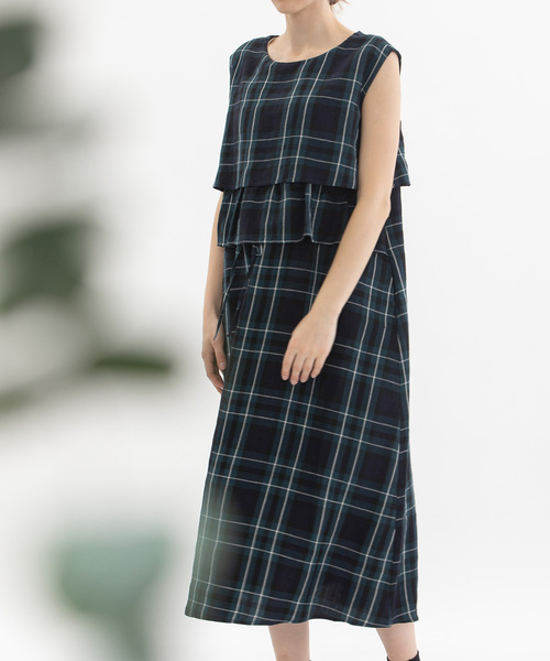 nop de nod(ノップドゥノッド)の「リネンレーヨンラッフル2wayノースリーブワンピース(ワンピース・レディース・ブラック/スミクロ/ネイビー・M)」の9枚目の写真