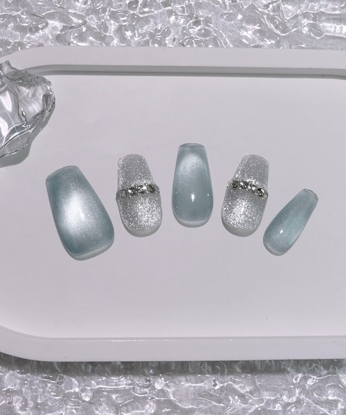 Anail（エーネイル）の「3D水光ネイルストーンシルバーブルーマグネットバレリーナネイルチップ（ネイルシール/ネイルチップ・レディース・ブルー・LARGE/MEDIUM/SMALL）」の6枚目の写真