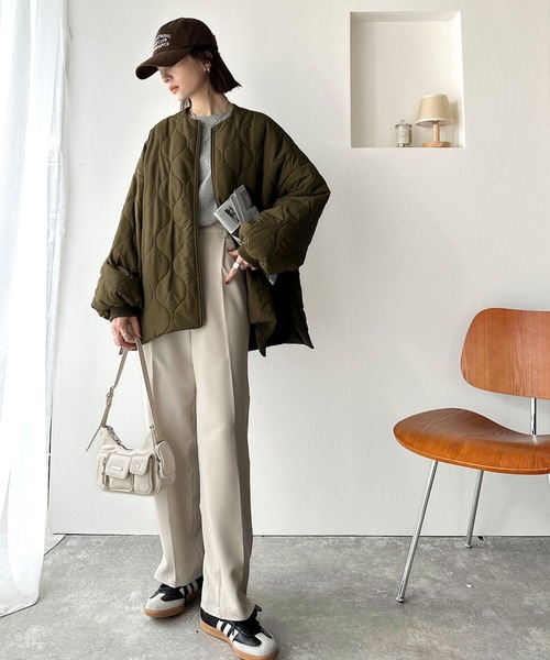 Java（ジャバ）の「《JaVaジャバコラボ》軽やかでこなれ感漂う万能アウター♪サイドファスナーキルティングジャケット（ノーカラージャケット・レディース・カーキブラウン/ブラック/アイボリー/カーキ・LARGE/MEDIUM/SMALL/X-LARGE）」の21枚目の写真