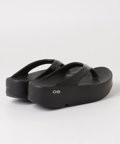 【OOFOS 】10 Corso Como コラボ Original サンダル 黒 希少モデ Oofos x 10 Corso Como】 Flip Flop Black ユニセックス 人気