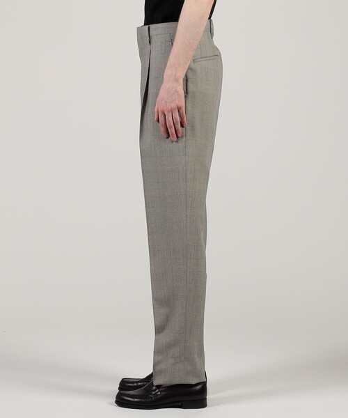 TOMORROWLAND （トゥモローランド）の「ウールシルク 1プリーツ テーパードスラックス（スラックス・メンズ・ネイビー/グレー系その他・44/46/48/50）」の5枚目の写真