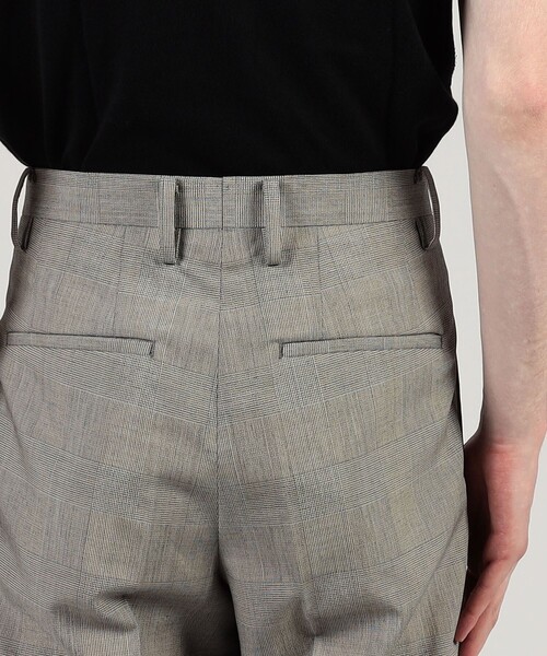 TOMORROWLAND （トゥモローランド）の「ウールシルク 1プリーツ テーパードスラックス（スラックス・メンズ・ネイビー/グレー系その他・44/46/48/50）」の8枚目の写真