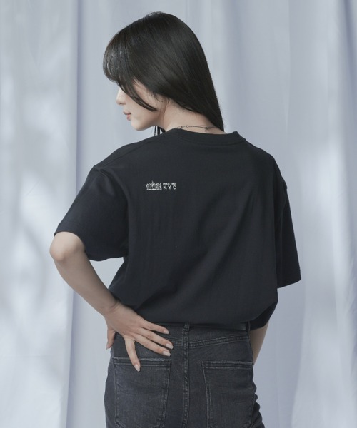 Manhattan Portage（マンハッタンポーテージ）の「S/S Print T-Shirt（Tシャツ/カットソー・メンズ・ホワイト/ブラック/ベージュ/ライトパープル・MEDIUM/SMALL/X-LARGE/LARGE）」の20枚目の写真