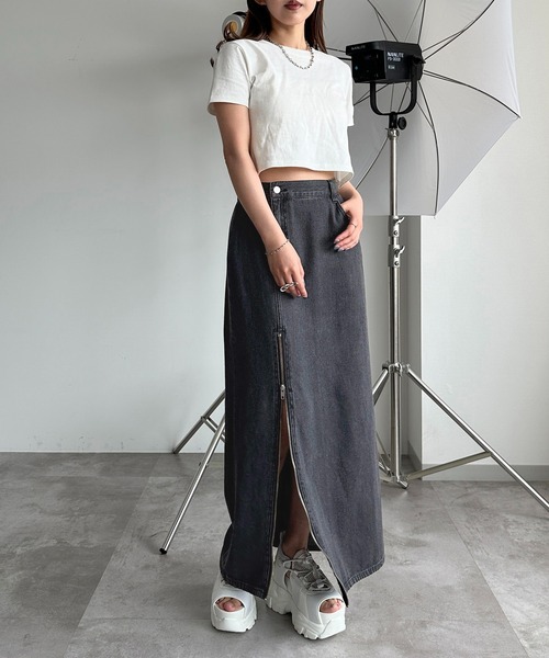 apres jour mignon(アプレジュールミニョン)の「クロップド丈Tシャツ【ZOZOTOWN限定アイテム】(Tシャツ/カットソー・レディース・ブルー系その他/グレー系その他/ピンク系その他/オフホワイト/ブラック/ライトブルー/ライトイエロー・フリー/X-LARGE)」の15枚目の写真