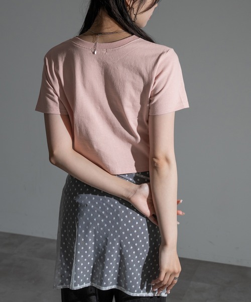 apres jour mignon(アプレジュールミニョン)の「クロップド丈Tシャツ【ZOZOTOWN限定アイテム】(Tシャツ/カットソー・レディース・ブルー系その他/グレー系その他/ピンク系その他/オフホワイト/ブラック/ライトブルー/ライトイエロー・フリー/X-LARGE)」の10枚目の写真