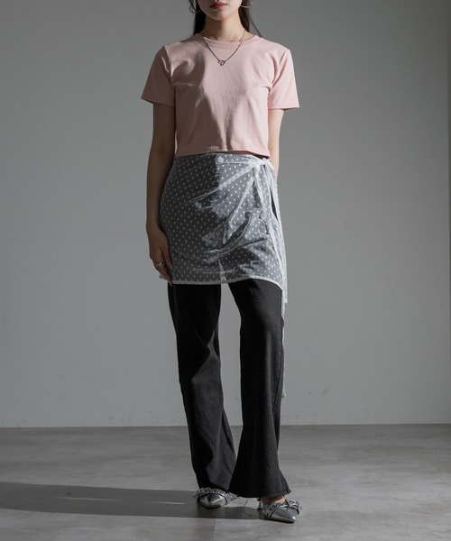 apres jour mignon(アプレジュールミニョン)の「クロップド丈Tシャツ【ZOZOTOWN限定アイテム】(Tシャツ/カットソー・レディース・ブルー系その他/グレー系その他/ピンク系その他/オフホワイト/ブラック/ライトブルー/ライトイエロー・フリー/X-LARGE)」の11枚目の写真