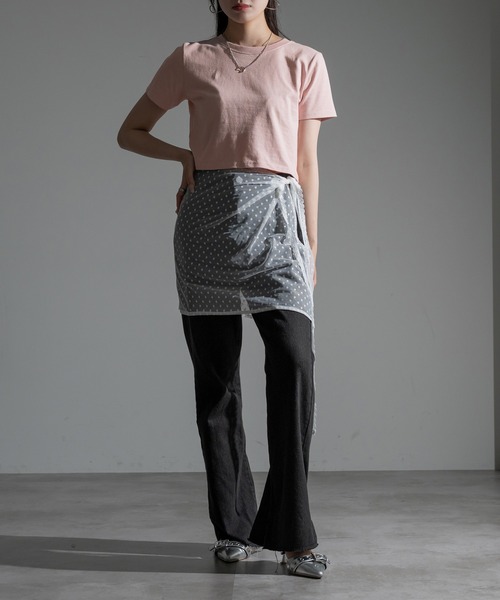 apres jour mignon(アプレジュールミニョン)の「クロップド丈Tシャツ【ZOZOTOWN限定アイテム】(Tシャツ/カットソー・レディース・ブルー系その他/グレー系その他/ピンク系その他/オフホワイト/ブラック/ライトブルー/ライトイエロー・フリー/X-LARGE)」の12枚目の写真