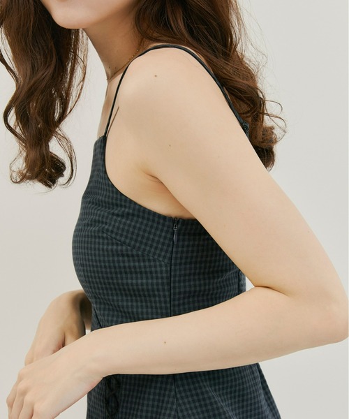 Olu.(オルドット)の「レースアップキャミソールワンピース(ワンピース・レディース・グレー系その他/ブラック×ベージュ・0/1)」の3枚目の写真