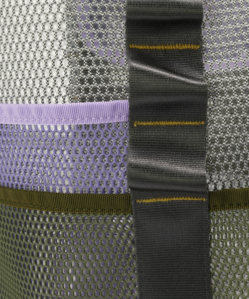 BRAIN DEAD（ブレインデット）の「BRAIN DEAD / ブレインデッド EQUIPMENT MESH TOTE（トートバッグ・メンズ・ブラック/ホワイト・FREE）」の3枚目の写真