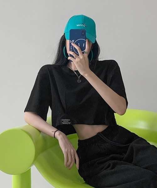 SHEPP(シープ)の「ワイドショートピスネーム半袖トップス(Tシャツ/カットソー・レディース・ブルー/ブラック/ホワイト/チャコール・F)」の11枚目の写真
