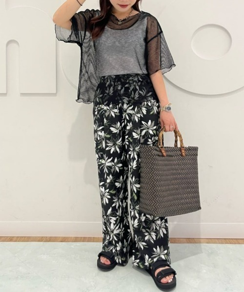 Right-on(ライトオン)の「HONEYSUCKLE ROSE(ハニーサックルローズ)【レディース】シアーボーダー半袖Tシャツ(その他トップス・レディース・ベージュ/ブラック・L/M)」の21枚目の写真