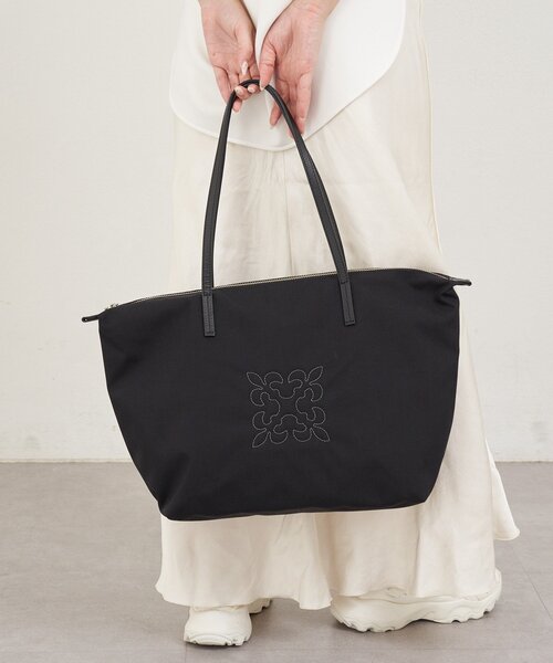 美品　russet ラシット　コーデュラナイロントートバッグ　ブラック　A4収納 美品 russet ラシット コーデュラナイロントートバッグ ブラック