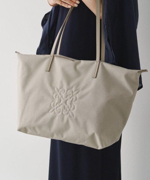 russet（ラシット）の「コーデュラナイロントートバッグ（トートバッグ・レディース・グレイッシュベージュ/ブラック/グレー・FREE）」の4枚目の写真