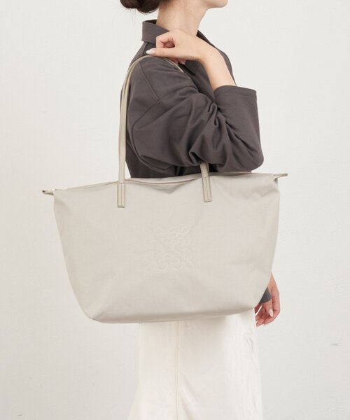 russet（ラシット）の「コーデュラナイロントートバッグ（トートバッグ・レディース・グレイッシュベージュ/ブラック/グレー・FREE）」の6枚目の写真