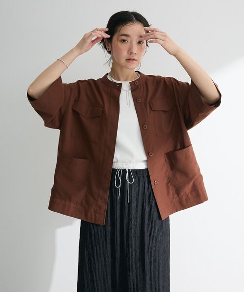 Green　Parks（グリーンパークス）の「ミリタリーシャツジャケット（ノーカラージャケット・レディース・カーキ/ブラウン/ベージュ・FREE）」の8枚目の写真