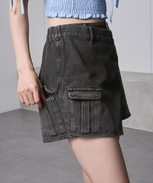 nui nullu（ヌイヌル）の「【nui nullu】グラデーションラップデニム カーゴショートパンツ（デニムパンツ・レディース・ブラック系/ブルー系・S/M）」の14枚目の写真