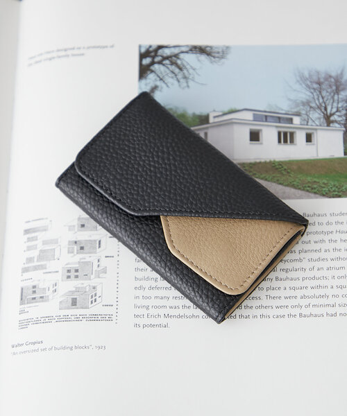 BIRTHDAY BAR（バースデイバー）の「【onoff//　オノフ】本革名刺入れ（名刺入れ・レディース・オリーブ/アイボリー/ブラック/キャメル/ベージュ/ブラック系その他/グレー・0）」の3枚目の写真