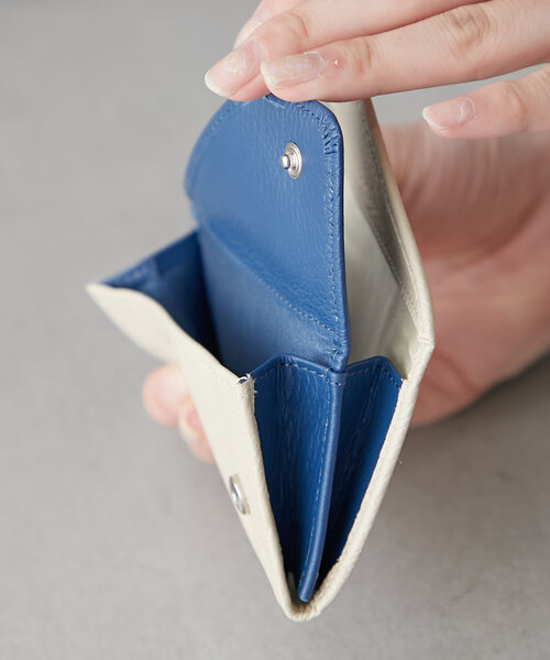 BIRTHDAY BAR（バースデイバー）の「【onoff//　オノフ】本革名刺入れ（名刺入れ・レディース・オリーブ/アイボリー/ブラック/キャメル/ベージュ/ブラック系その他/グレー・0）」の21枚目の写真