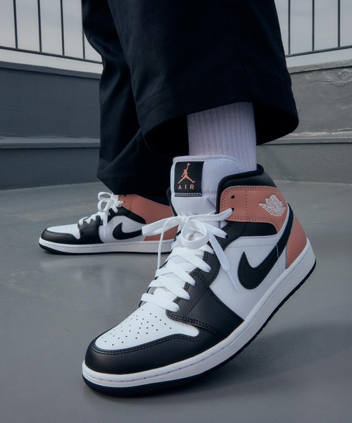 ナイキ エアジョーダン ☆ NIKE Air Jordan 1 Mid Men's NIKE公式】エア ジョーダン 1 MID メンズシューズ.オンライン