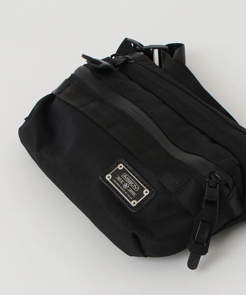 AS2OV(アッソブ)の「CORDURA DOBBY 305D FANY PACK(ショルダーバッグ・メンズ・ブラック・FREE)」の3枚目の写真