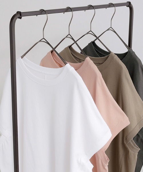 HUG.U(ハグユー)の「さらっと綿100% チュニックTシャツ(Tシャツ/カットソー・レディース・ホワイト/ダークグレー/アッシュブラウン/スモークピンク・FREE)」の18枚目の写真