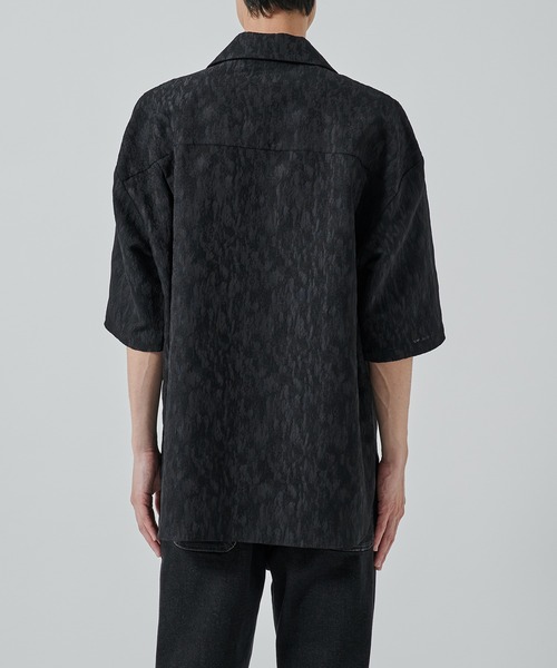 STUDIOUS(ステュディオス)の「【STUDIOUS】JACQUARD SHIRTS S.S(シャツ/ブラウス・メンズ・ライトベージュ/ブラック・1/2)」の6枚目の写真
