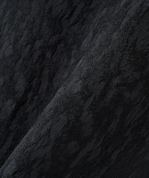 STUDIOUS(ステュディオス)の「【STUDIOUS】JACQUARD SHIRTS S.S(シャツ/ブラウス・メンズ・ライトベージュ/ブラック・1/2)」の4枚目の写真