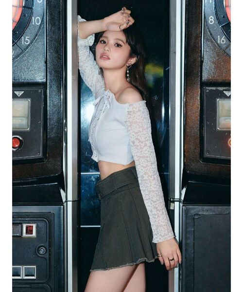 EVRIS（エヴリス）の「プリーツワイドベルトミニスカート（スカート・レディース・ブラック/ブラウン/グレー・SMALL/MEDIUM）」の5枚目の写真